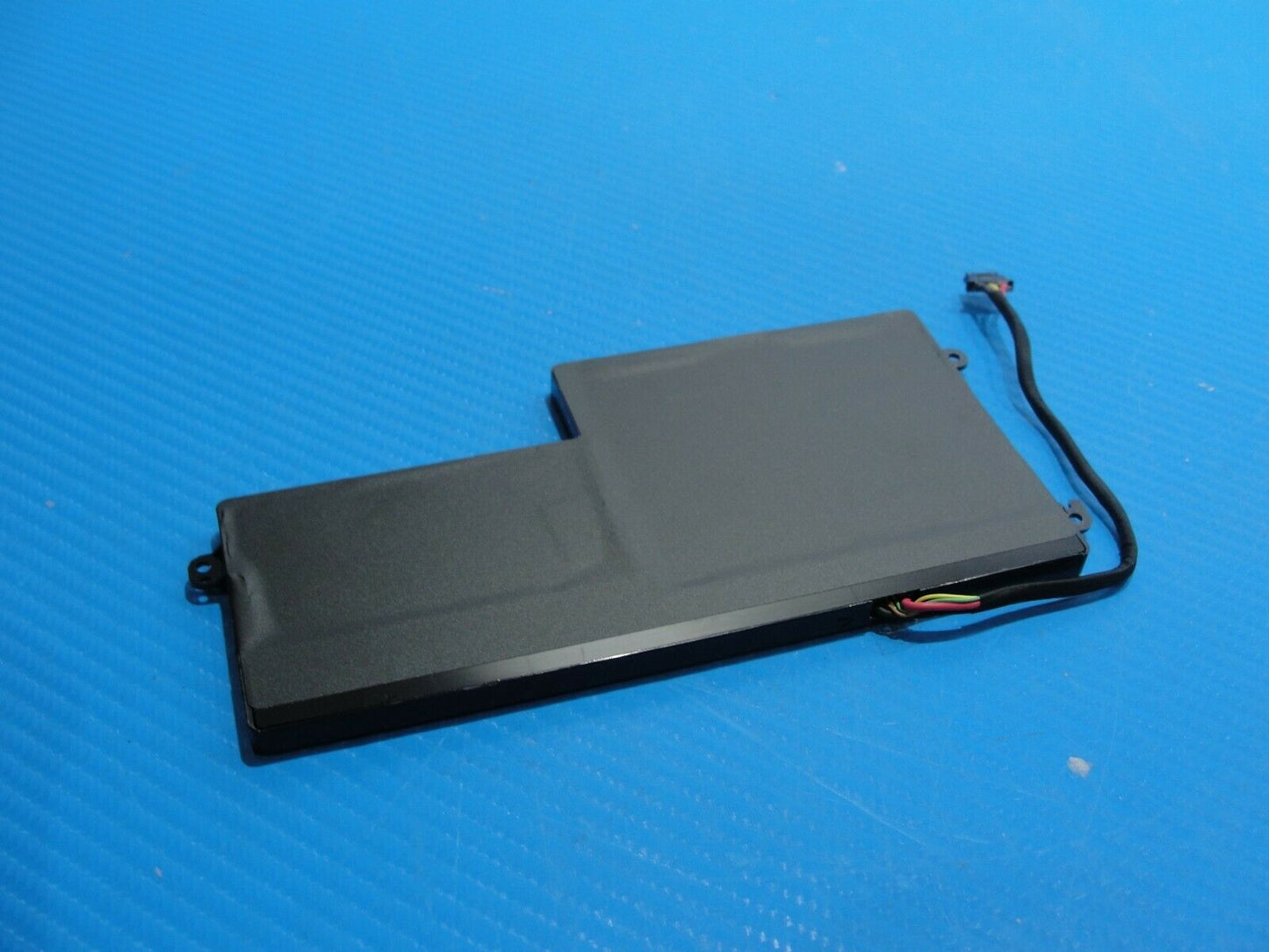 Lenovo 45N1112 Original OEM 24Whr 2060mAh 11.4V 4 Cell Laptop Battery for Select Lenovo Laptops